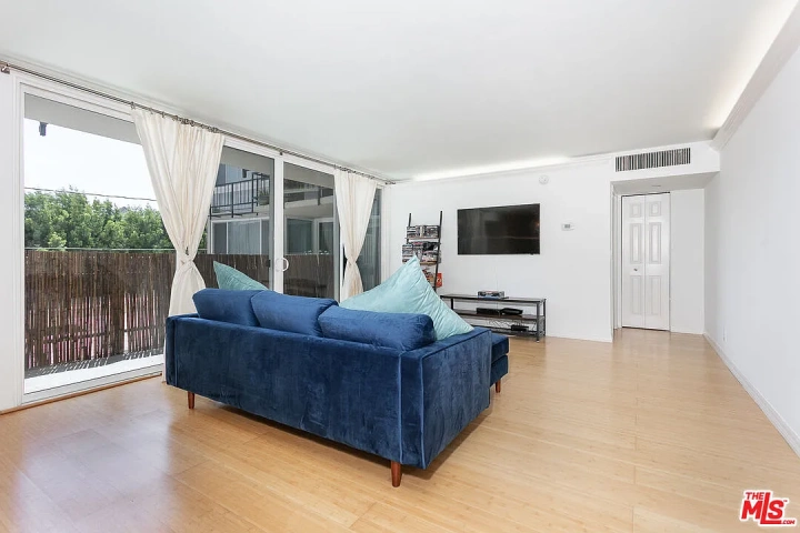 Condo for sale, 9950 Durant Dr UNIT 205, Beverly Hills, CA 90212 #4