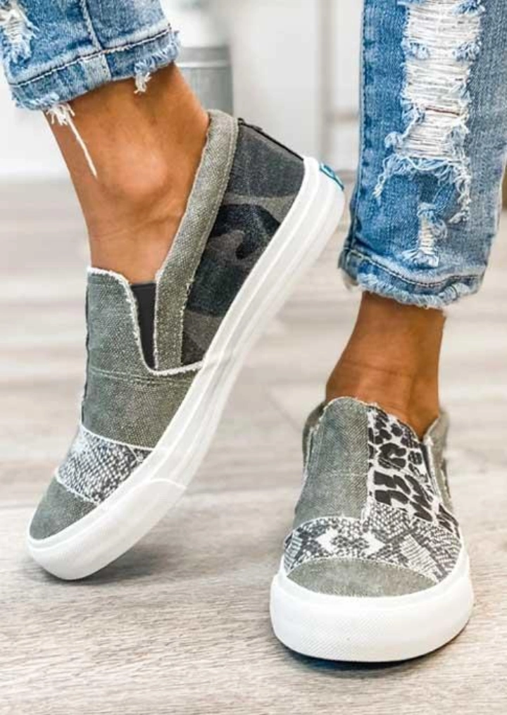 Leopard Snake Skin Camouflage Splicing Flat Canvas Sneakers - Gray #4