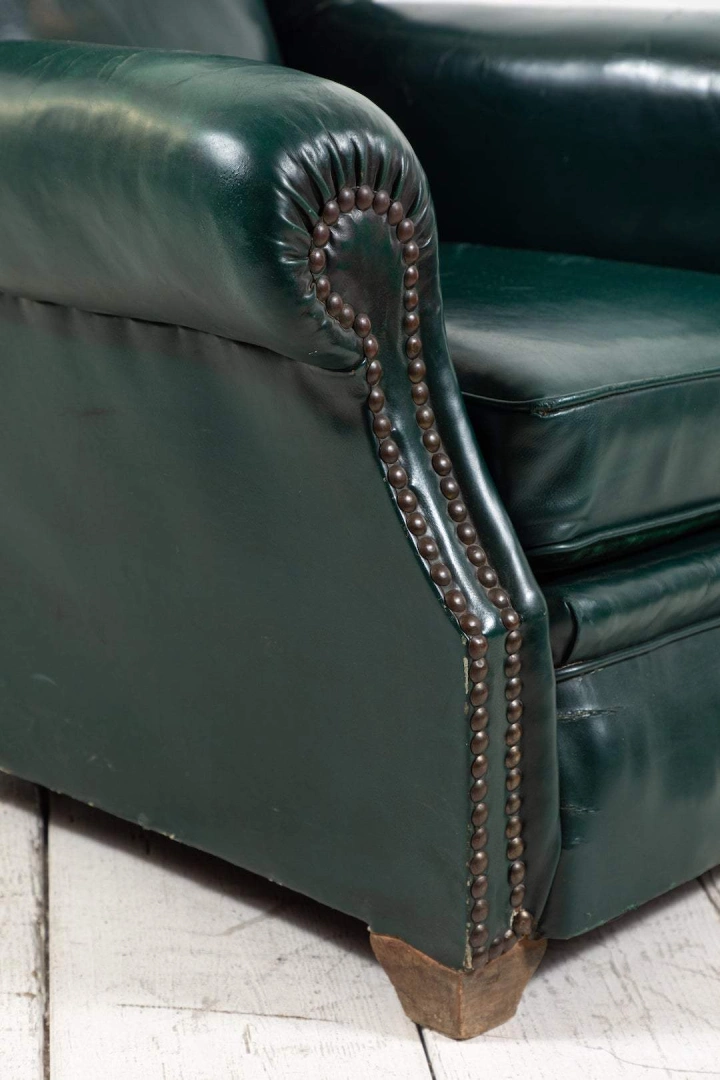 Coppia di sedie Wingback in pelle verde francese #9